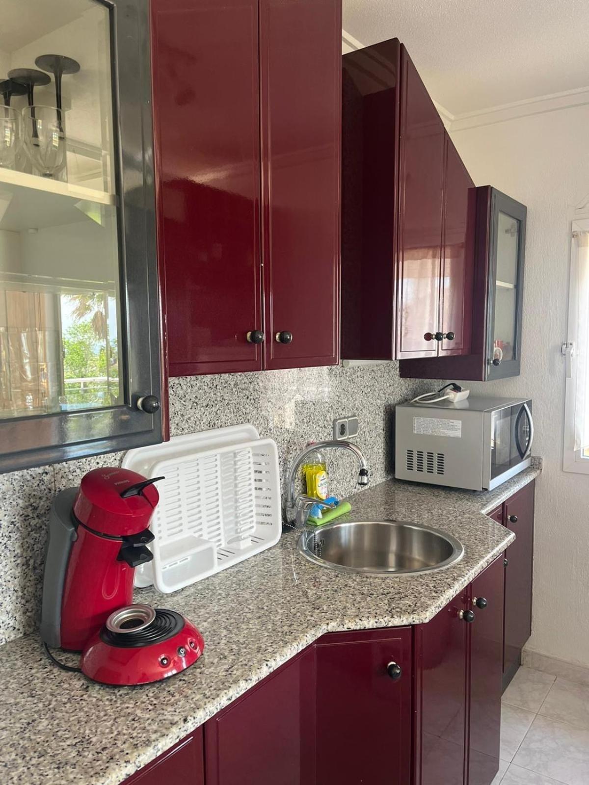 Schoenes Ruhiges Rooftop Apartment Mit Grosser Dachterrasse Torrevieja Exterior foto